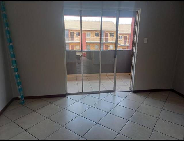 2 BEDROOM PROPERTY TO RENT IN STONERIDGE
